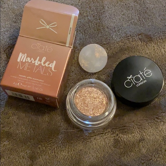 BNIB Brand New Makeup Bundle! - Picture 7 of 10